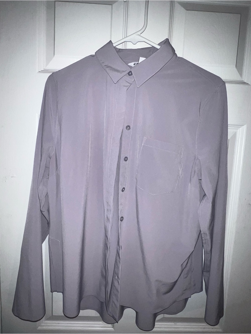 Athleta Women’s Long-Sleeve Button-Up Shirt in Light Lavender